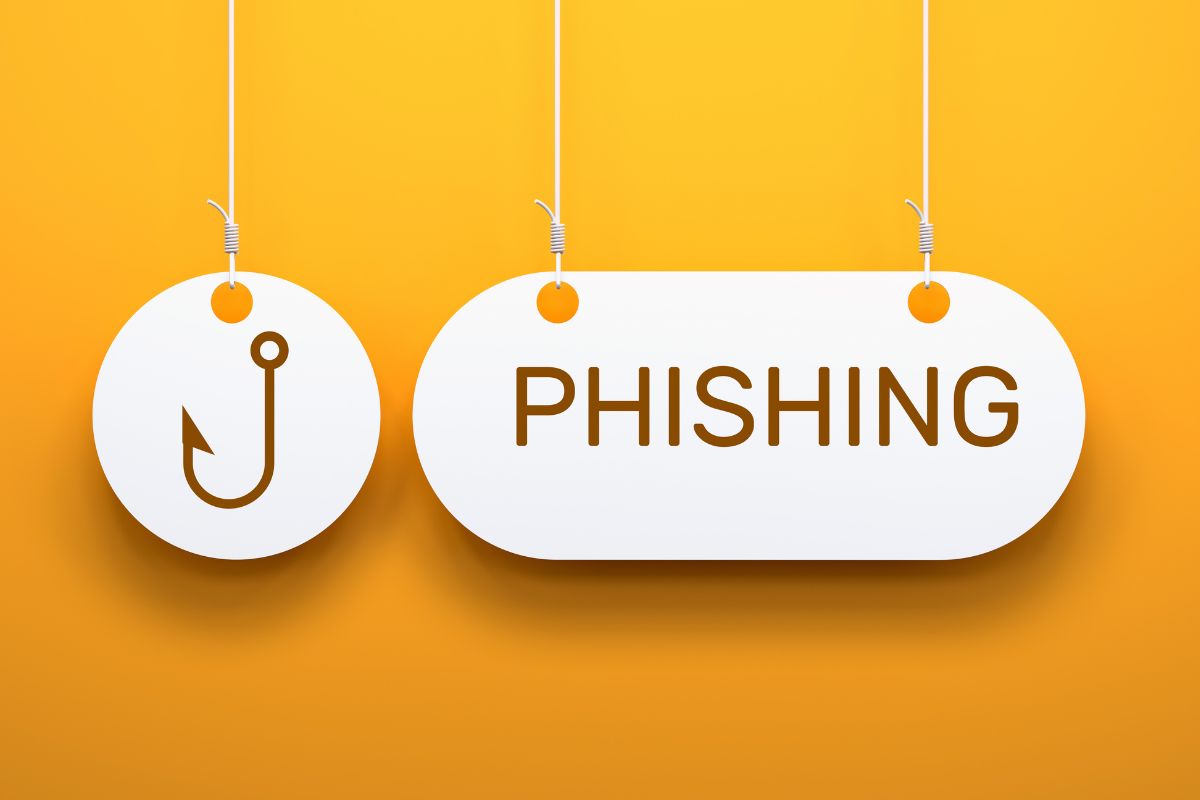 cartel de phishing y un anzuelo ejemplos de phishing